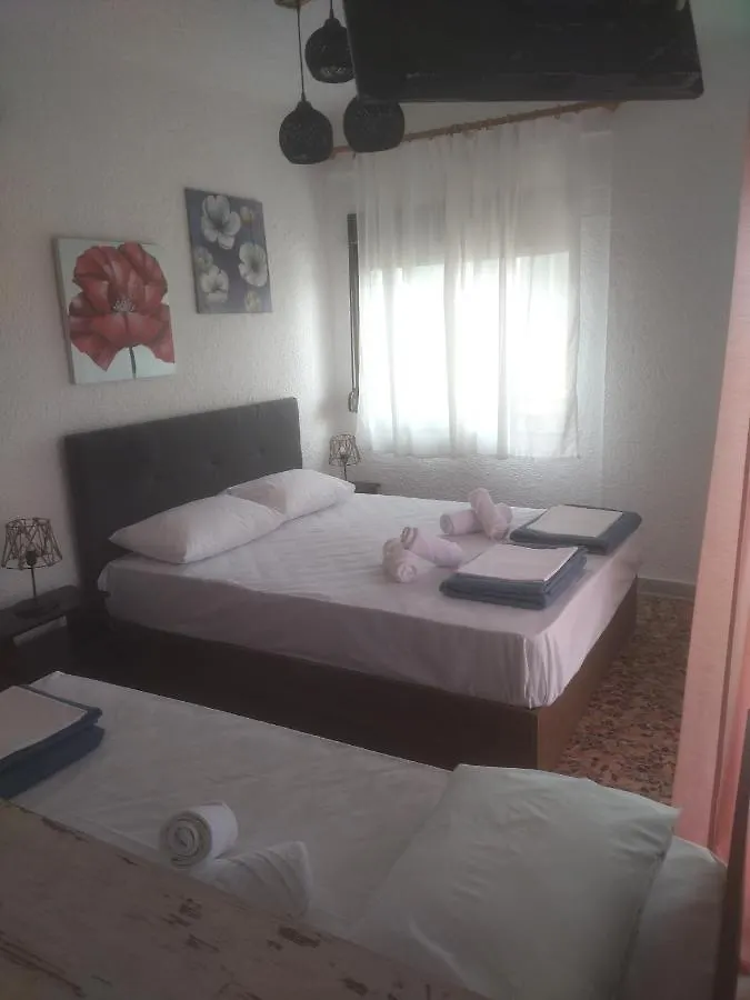 Pelekan Rooms And Apartments Athina 34 ペフコホリ